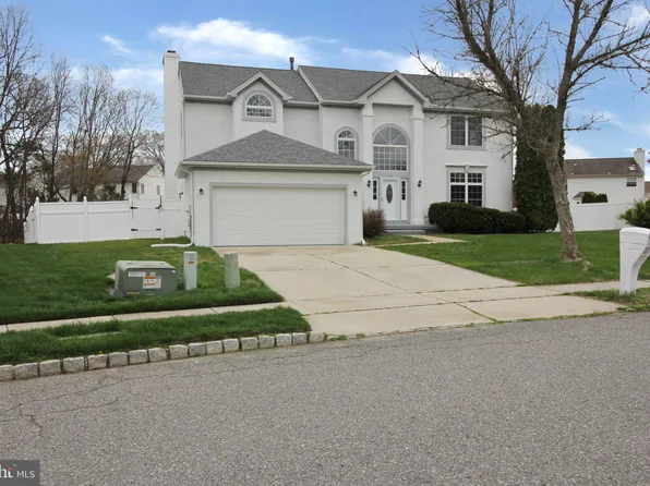 20 Tarpon Ct, Sewell, NJ 08080