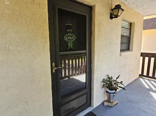 205 Palmetto Ave APT 610, Merritt Island, FL 32953
