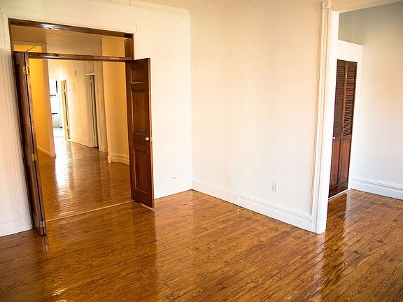 4th image of 381 7th Ave APT 2A