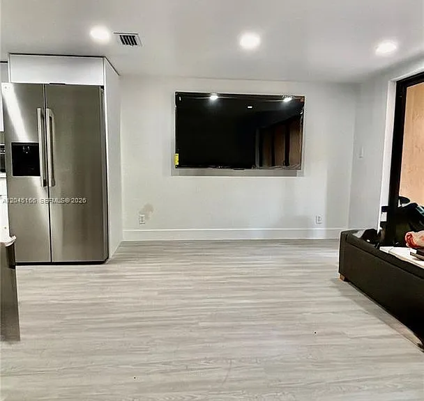 8010 NW 27th Pl — Photo 15