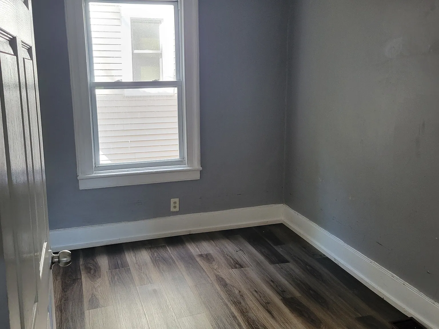 3 bed, $2,000 — Photo 4