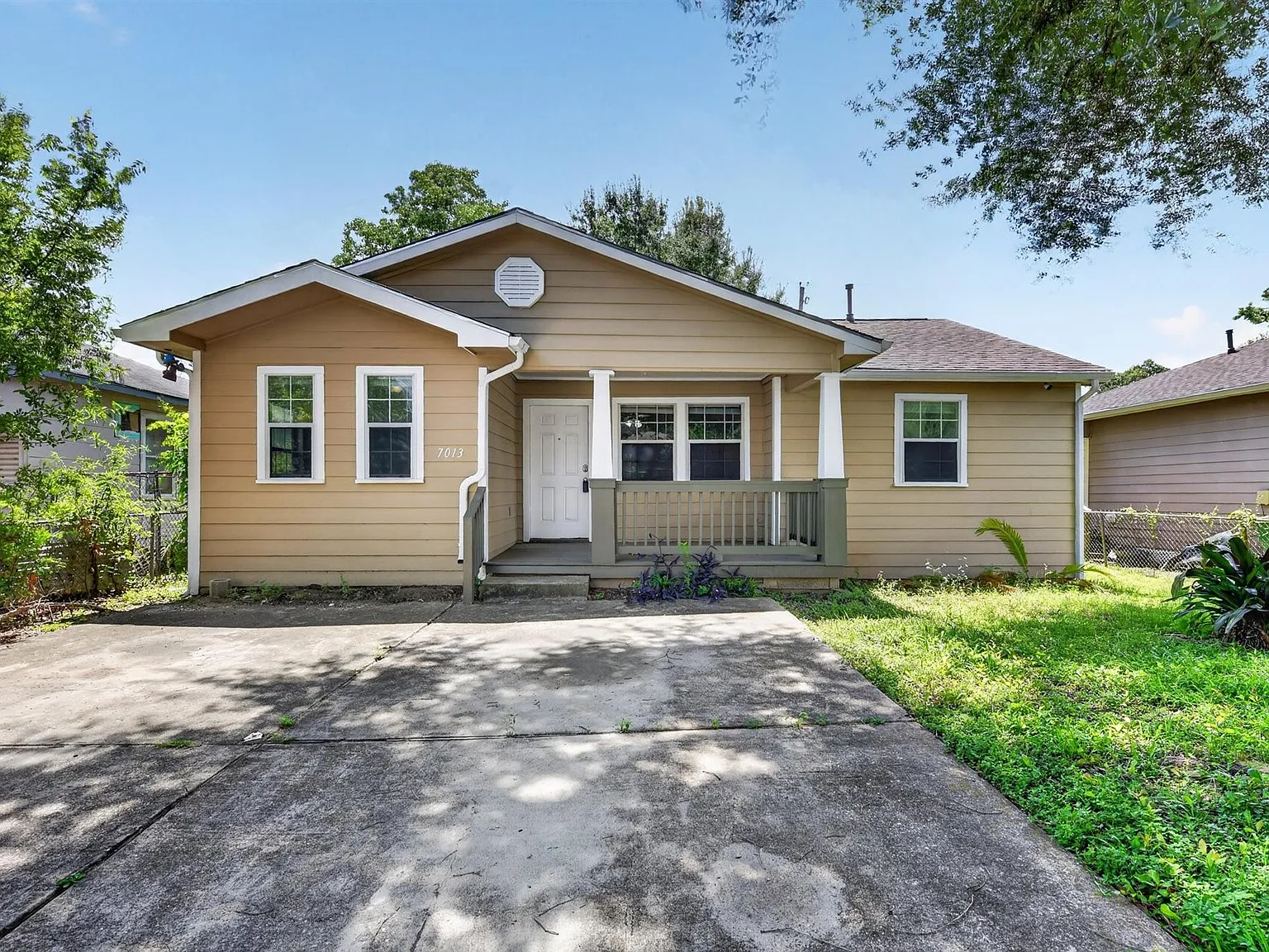 3 bed, 2.0 bath, 1166 sqft, $1,495 — Photo 3