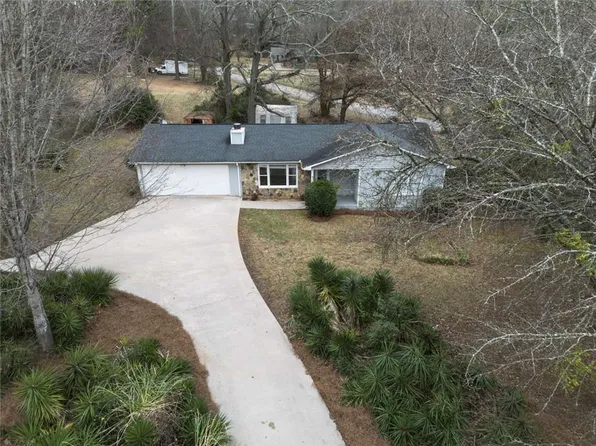 131 Martin Luther King Jr Dr, Jefferson, GA 30549