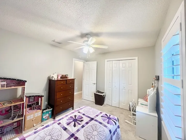 1660 Northridge Rd — Photo 27