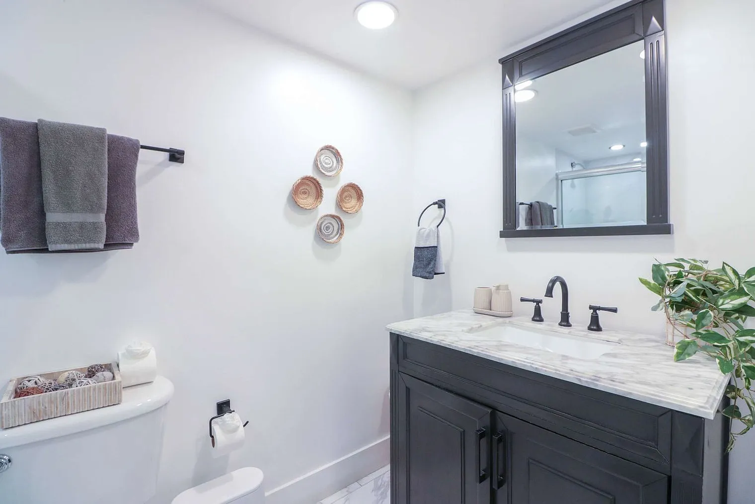 1 bed, 1.0 bath, 5381 sqft, $3,367 — Photo 4