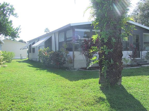 3rd image of 104 Darby Cay