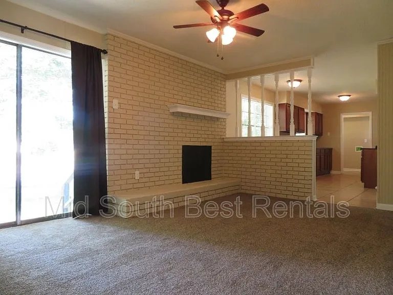 4321 Crescent Park Dr — Photo 5