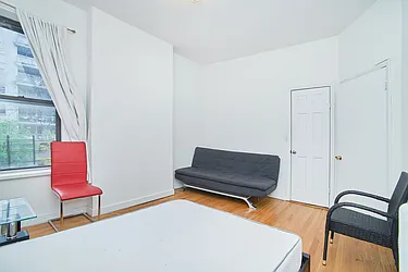 Rented by Living New York