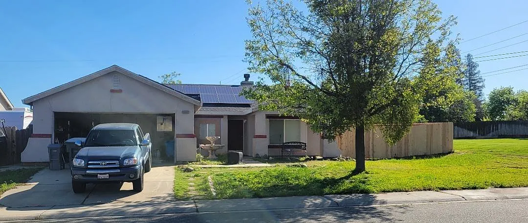 109 Hudson Way photo 1