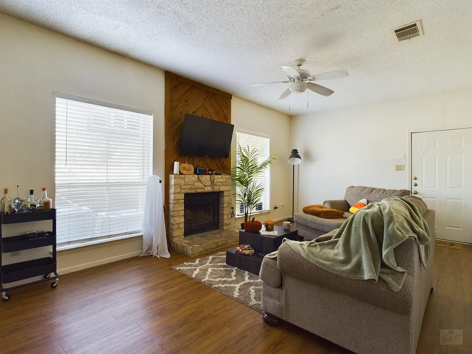 2313 Longview St — Photo 4