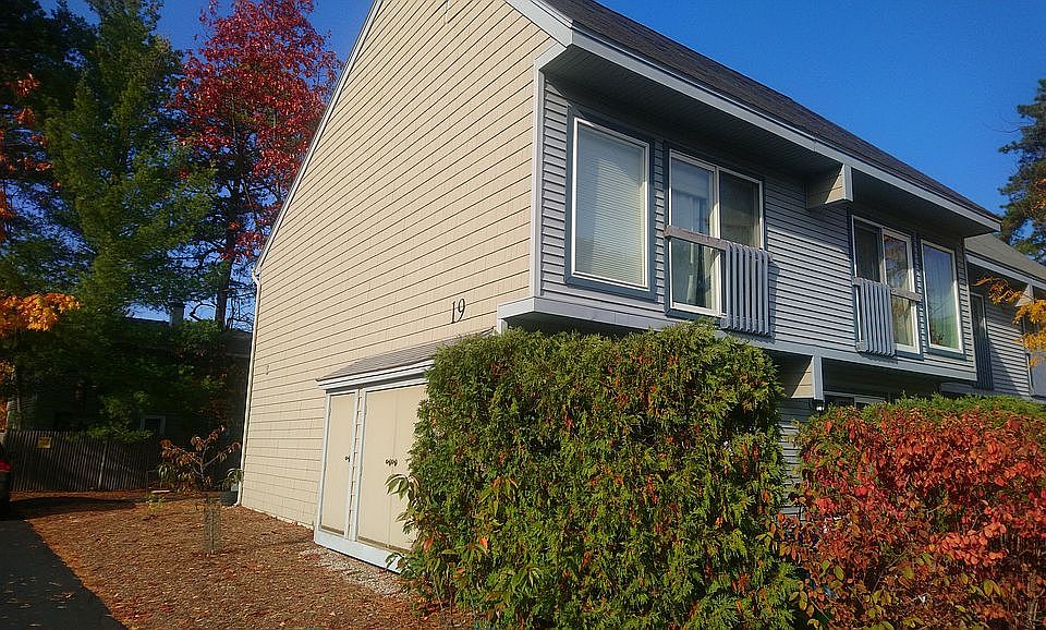 1st image of 19 Burns Ave Unit 1