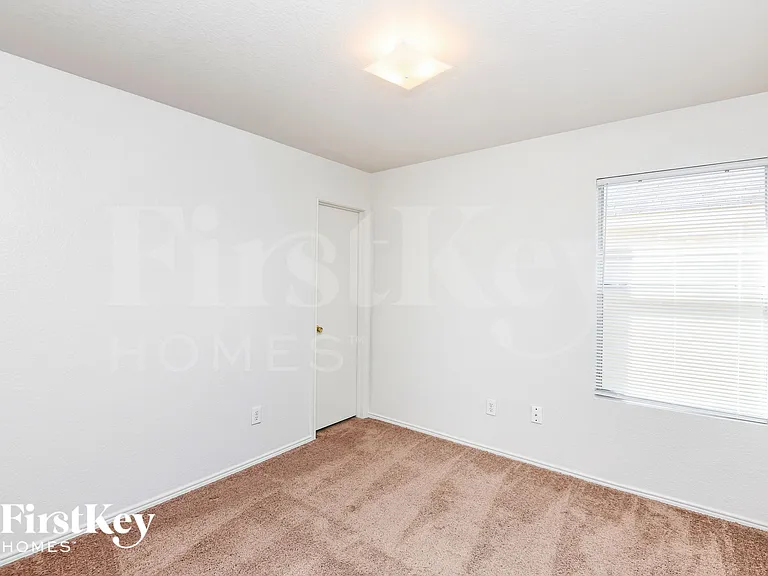 6624 Meadow Way Ln — Photo 13