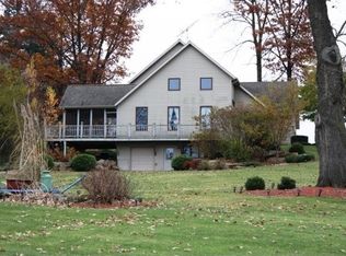 820 High St, Mineral Point, WI 53565