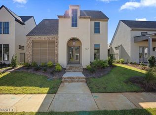 107 Water St, Madison, MS 39110