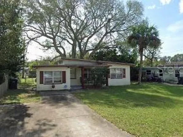5061 Jasmine Cir N, Saint Petersburg, FL 33714