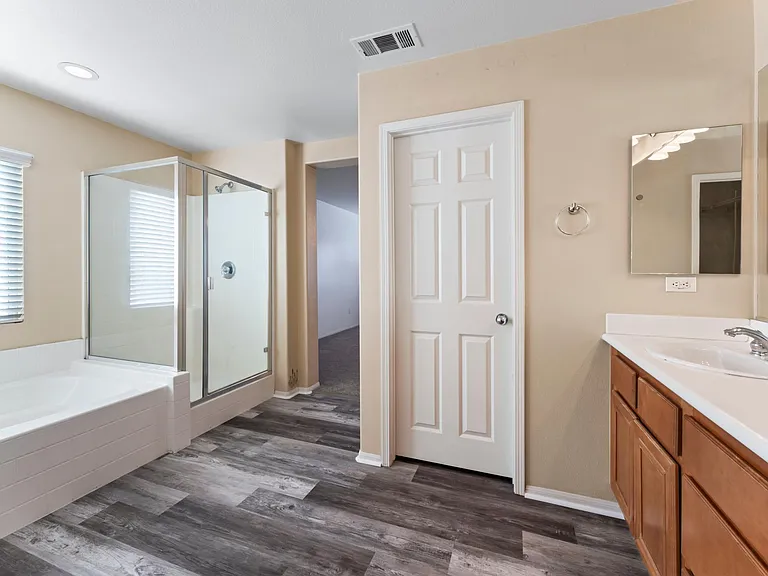 33643 Honeysuckle Ln — Photo 9