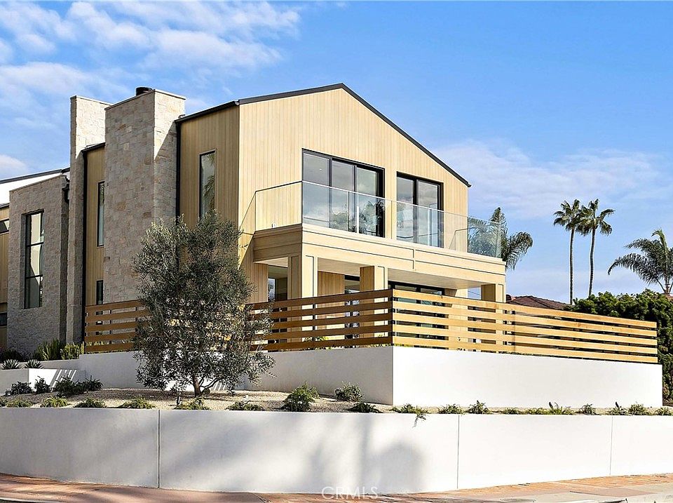 1st image of 229 W Paseo De Cristobal