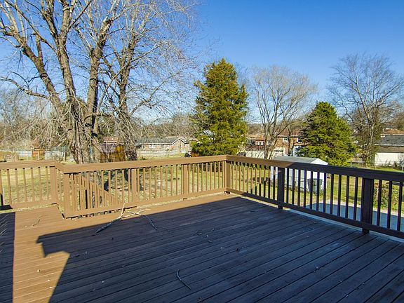 3rd image of 766 Ringgold Dr