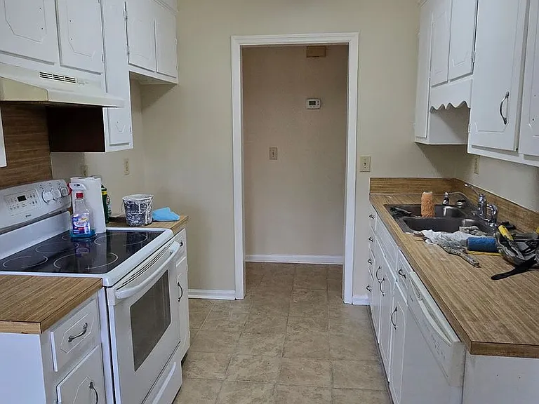 112 Totem Ct — Photo 7