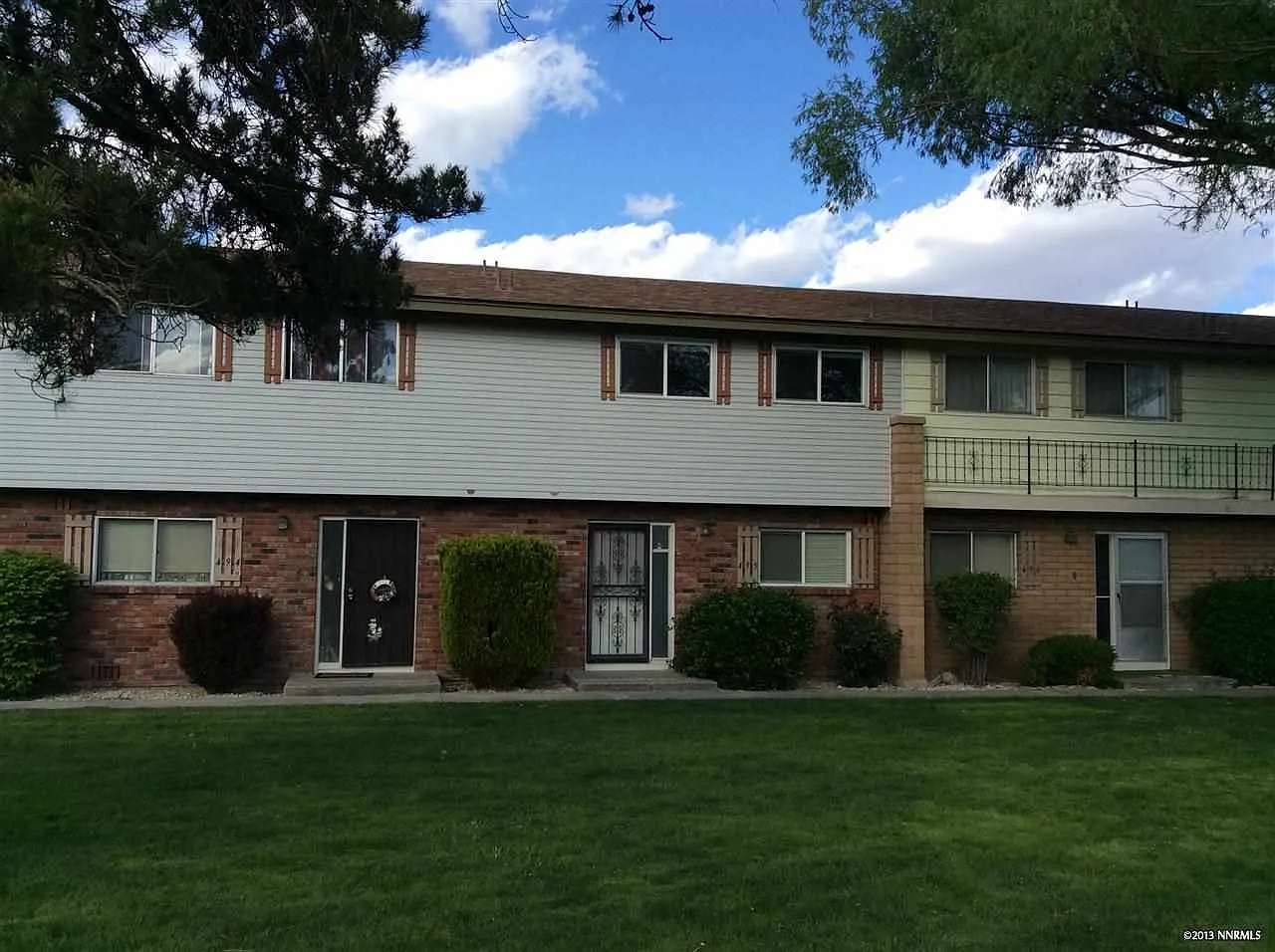 495 Smithridge Park photo 1