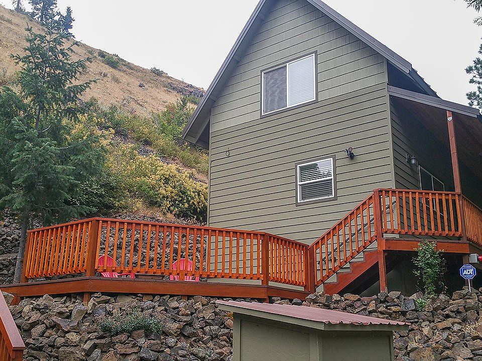 4810 N Fork Road - Yakima, WA 98903