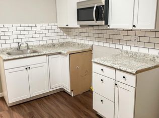 539 Glenview St FLOOR 1, Philadelphia, PA 19111