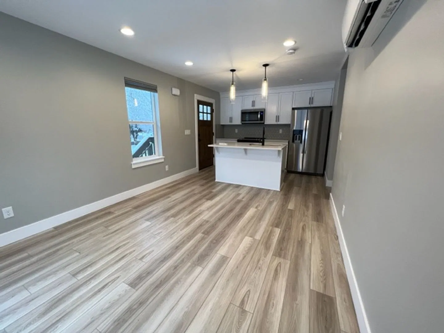 Newer Construction Westside Bend — Photo 2