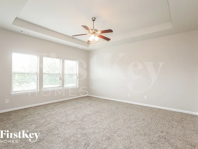 1247 Heartwood Ave — Photo 7