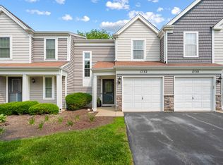 1732 Pebble Beach Cir, Elgin, IL 60123