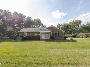 931 Harrow Rd, Toledo, OH 43615
