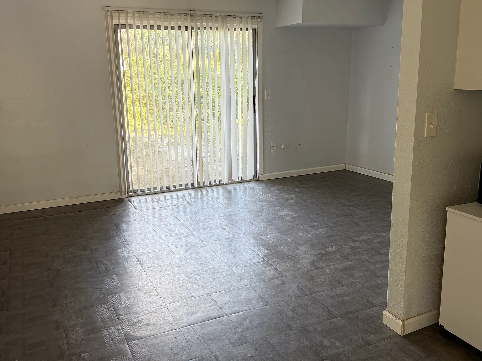 782 Gardenview — Photo 4