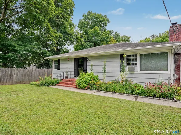 25 Elgin Avenue, Bethel, CT 06801
