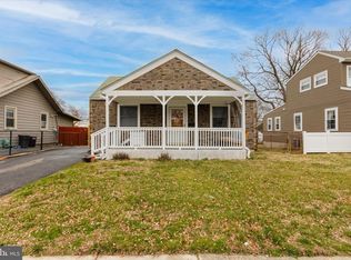 23 N Love Ln, Norwood, PA 19074
