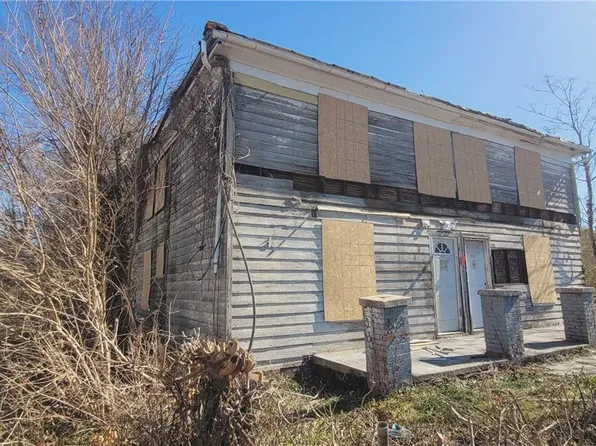 423 Harding St, Petersburg, VA 23803