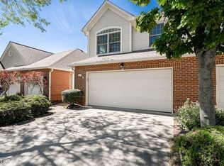 401 Bounty Way APT 219, Avon Lake, OH