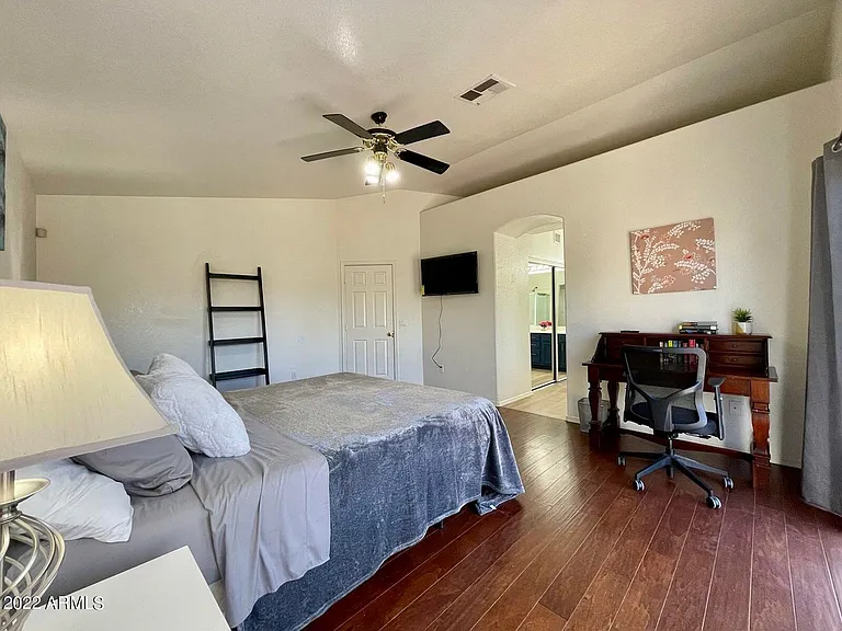 2742 W Ivanhoe St — Photo 27