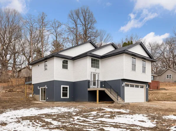 3140 Argyle Ln, Mound, MN 55364