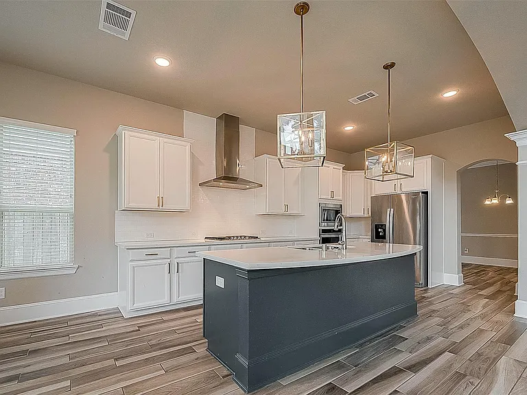 115 N Winter Sunrise Cir — Photo 19