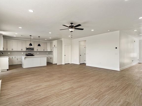 4th image of 4177 E El Capitan Way St