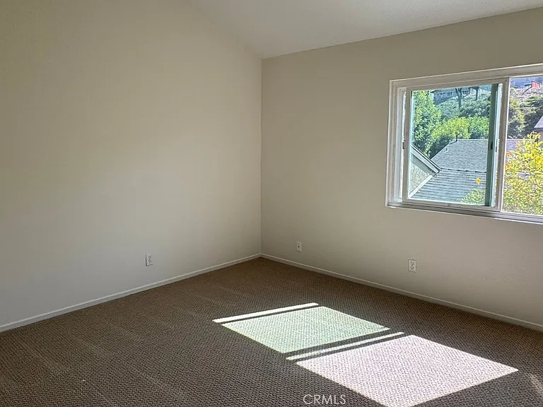 24612 Zena Ct — Photo 16