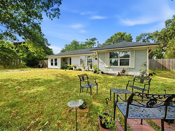 5th image of 618 S Shady Ln