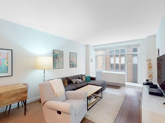4th image of 189 Schermerhorn St APT 4H