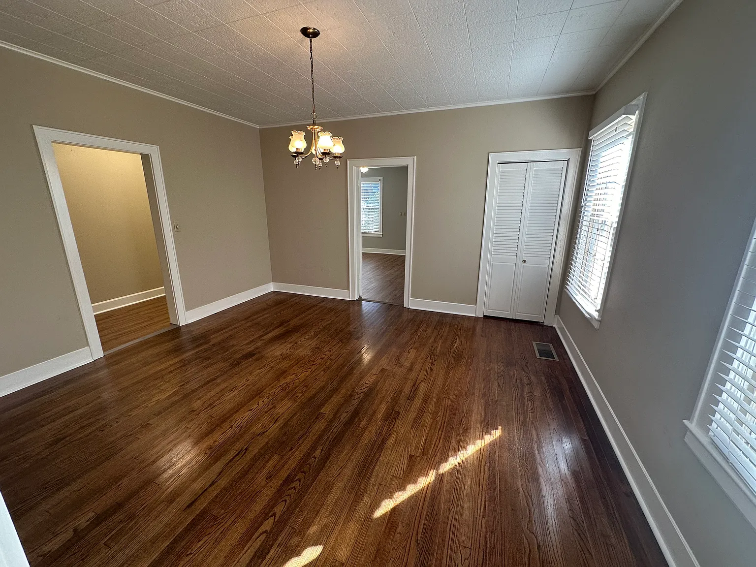 644 Linden St — Photo 3