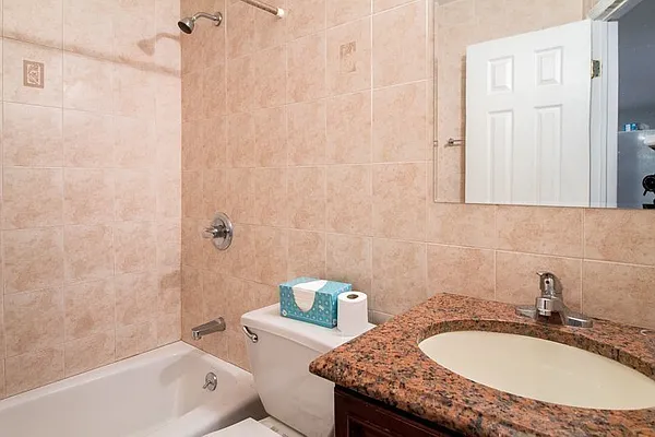 Rented by EXR | media 8