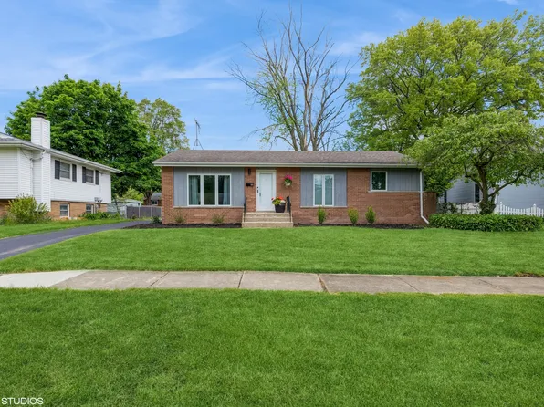 900 Coach Rd, Homewood, IL 60430