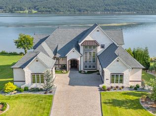 290 Edgewater Way, Jasper, TN 37347