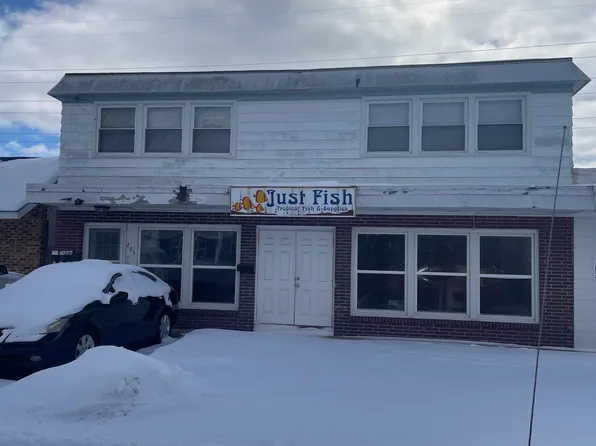 205 E Garfield St, Michigan City, IN 46360