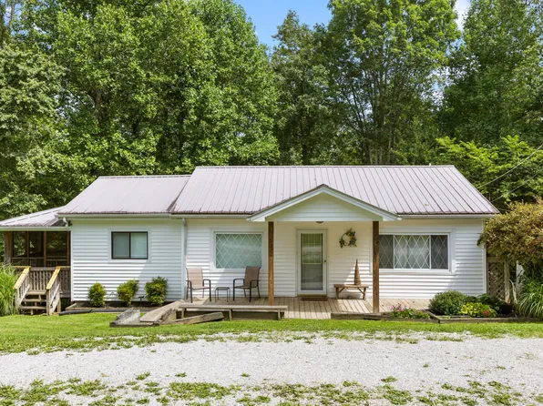 531 Treadway Rd, Beattyville, KY 41311