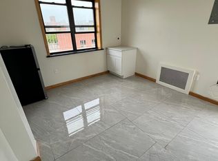 917 53rd St #5R, Brooklyn, NY 11219