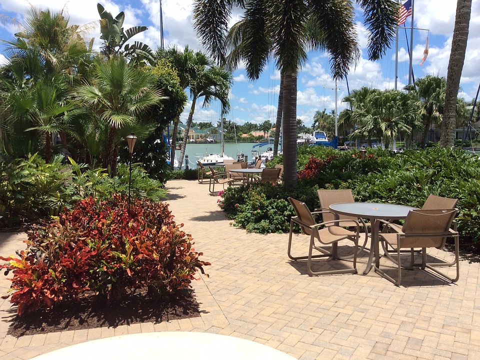 1st image of 2170 Gulf Shore Blvd N Unit 21